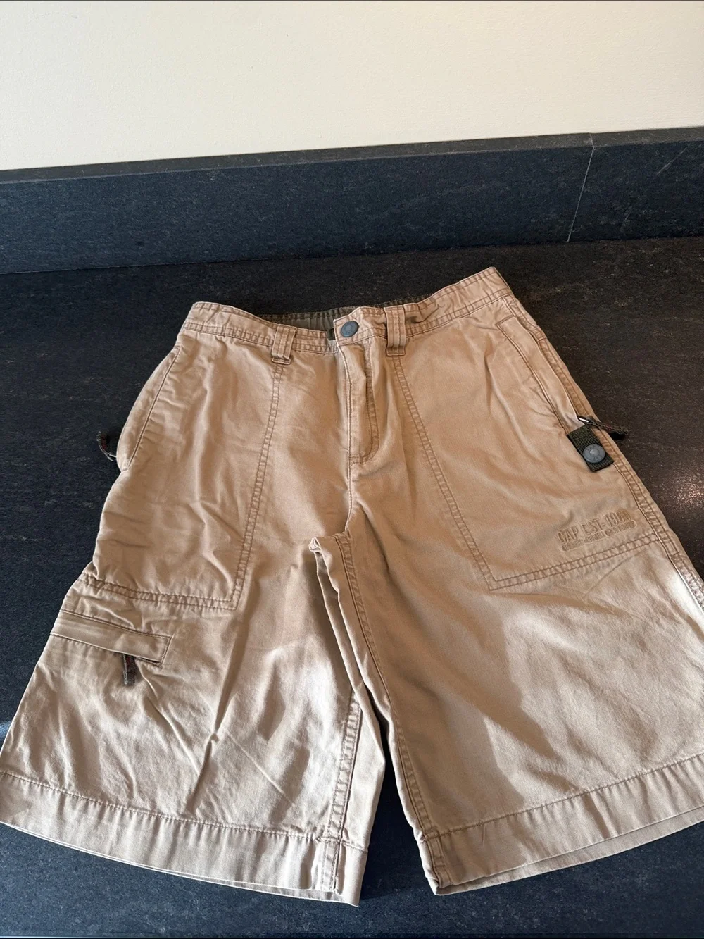 GAP KIDS KHAKI CARGO SHORTS  SIZE 14